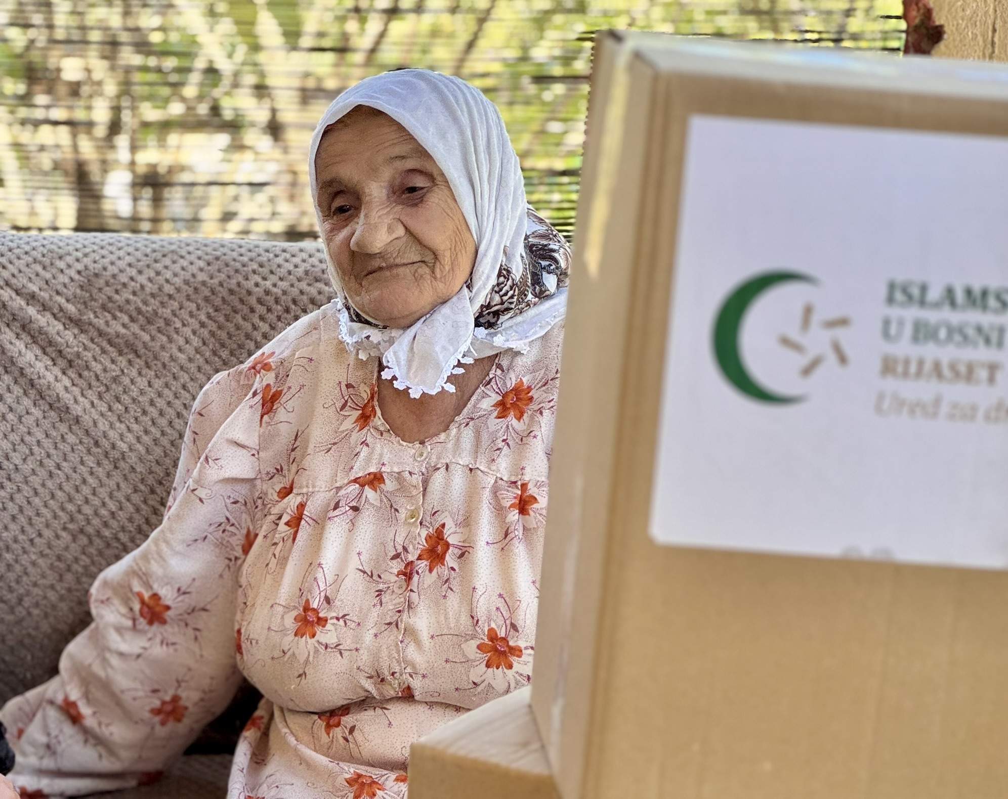 "Ja se u Allaha uzdam i kad mi šta treba, samo ruke dignem, od Njega tražim"